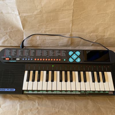 Casio  PT-380  80s 90s 32-key Synth with Microphone in original Box Excellent Condition