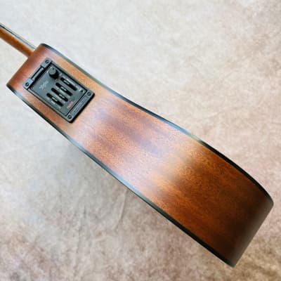Taylor 310ce with Fishman Electronics 2000 - Natural image 21