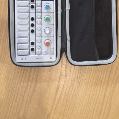 Teenage Engineering OP-1 Portable Synthesizer Workstation 2011 - Present - White image 3