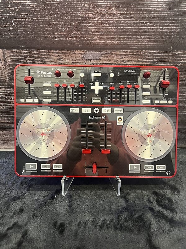 Vestax TYPHOON DJ Controller (White Plains, NY)