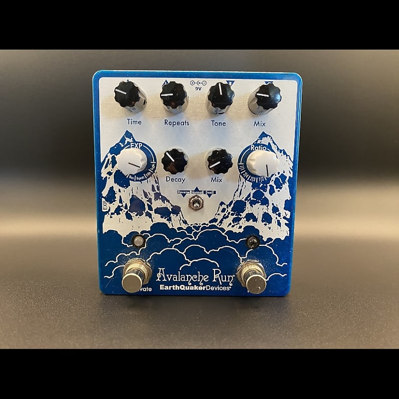 EarthQuaker Devices Avalanche Run Stereo Reverb & Delay with Tap Tempo V2