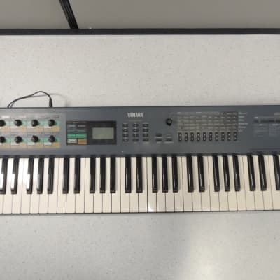 Yamaha AN1x Virtual Analog Synthesizer 1997