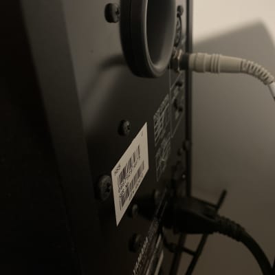 Yamaha HS5 5" Powered Studio Monitors (Pair) image 4
