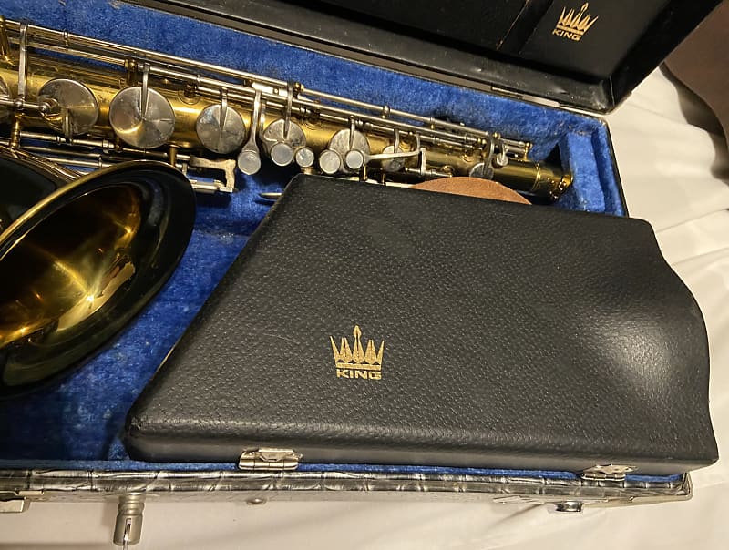 King / Cleveland Tenor Saxophone ~ 1965 ~ Brass Lacquer ~ w