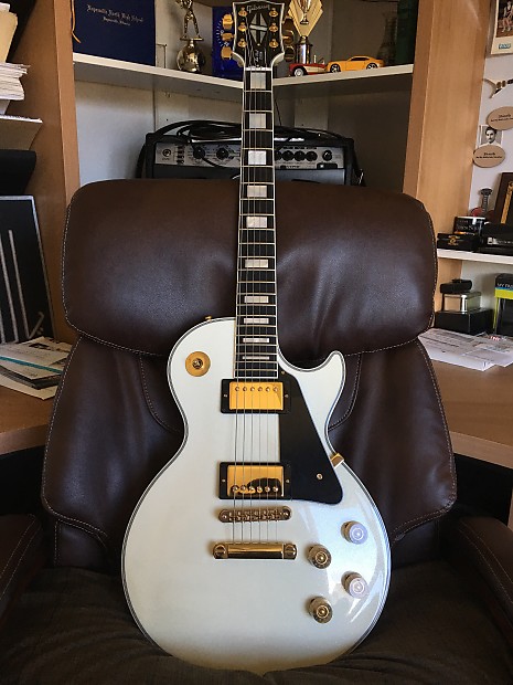 RARE 2011 Gibson Les Paul Custom Diamond White Ebony Fretboard R.R. Vibe