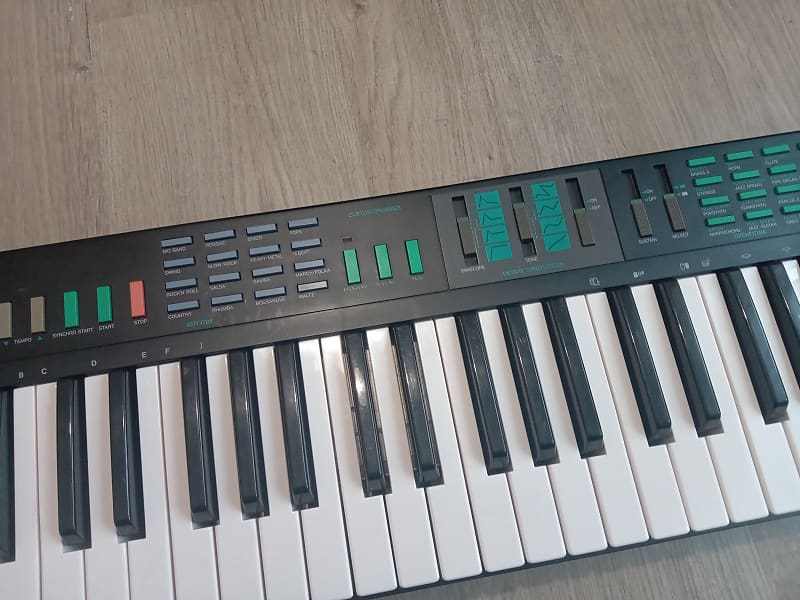 YAMAHA ヤマハ キーボード PSR-22 箱・取説あり Yamaha PSR-22 1980s | Reverb