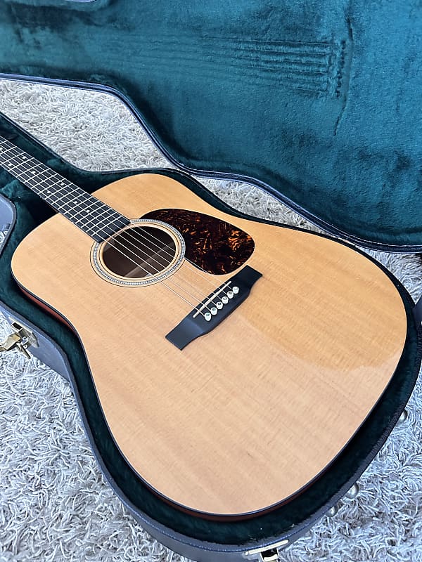 希少！Martin D16gt 1999年製 アコースティックギター 希少！Martin D16gt 1999年製 アコースティックギター 希少