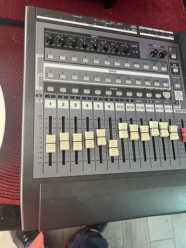 Roland VS-1880 24-Bit Digital Studio Workstation | Reverb