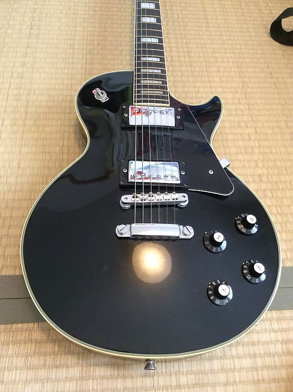 Fresher FL-331B 1977 Japan vintage LP type electric guitar