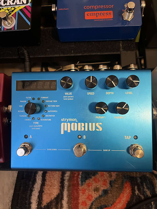 Strymon Mobius