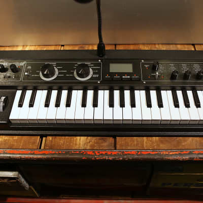 Korg microKORG XL+ 37-Key Synthesizer/Vocoder 2012 - 2019 - Black image 4