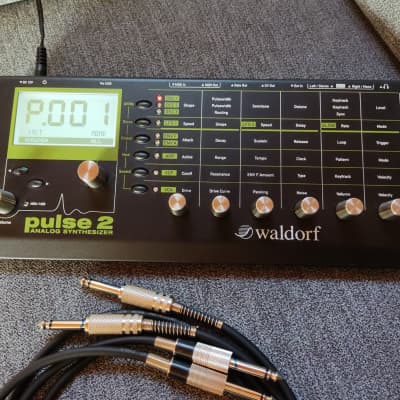 Waldorf Pulse 2 Analog Synthesizer + Sound Sets