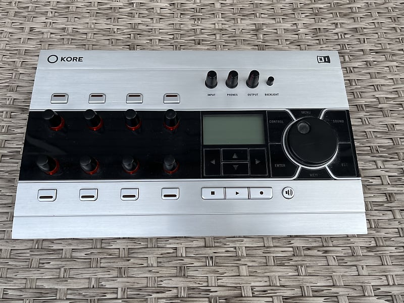Native Instruments Kore + guitar rig + komplete 4 software Reverb