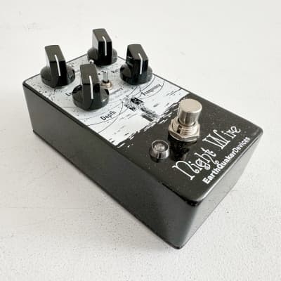 EarthQuaker Devices Night Wire Wide Range Harmonic Tremolo | Reverb