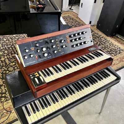 Moog MiniMoog Model D c 1973 Walnut original vintage USA analog synthesizer synth image 2