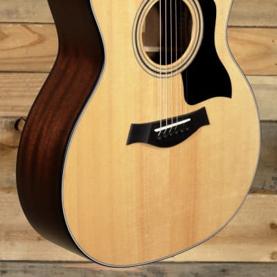 Taylor 814E Acoustic/Electric Guitar Natural w/ Case