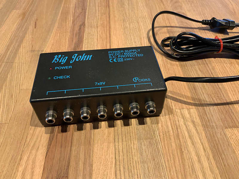 CIOKS Big John Power Supply 7x9V 2000´s - Black | Reverb