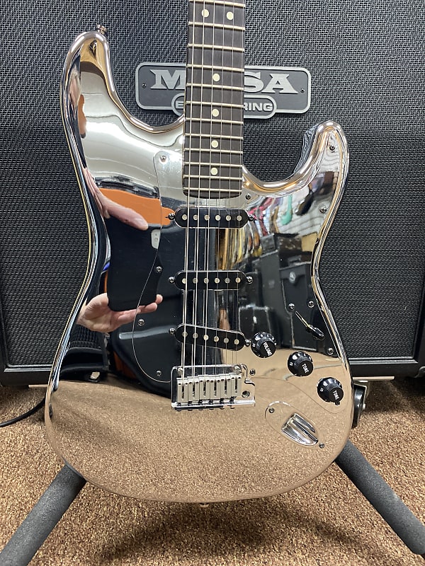 Fender Custom Shop 1995 Chrome Stratocaster with case. | Reverb