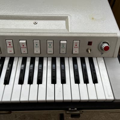 Hohner Symphonic 35 1969 - White image 6