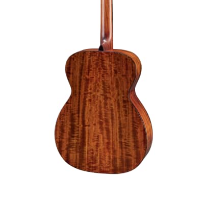Eastman E6OM Solid Sitka / Mahogany OM Acoustic Guitar Natural w/ Hard Case image 3