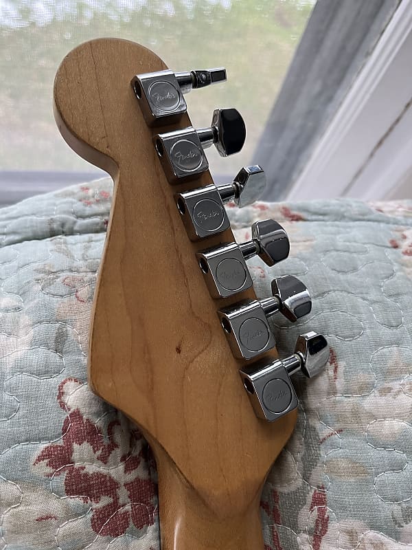 Fender Stratocaster 1995-1996 White MIM | Reverb Fender Stratocaster 1995-1996 White MIM | Reverb