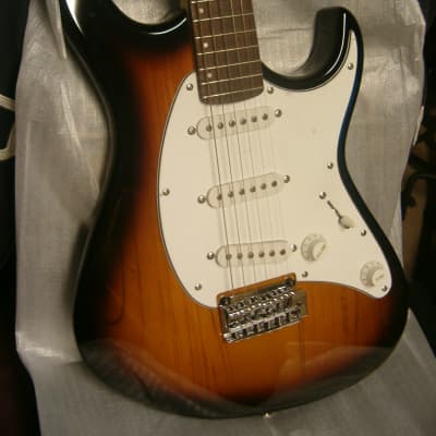 Cort - G200-Strat style Electric Guitar/ Classic Gloss Sunburst image 6