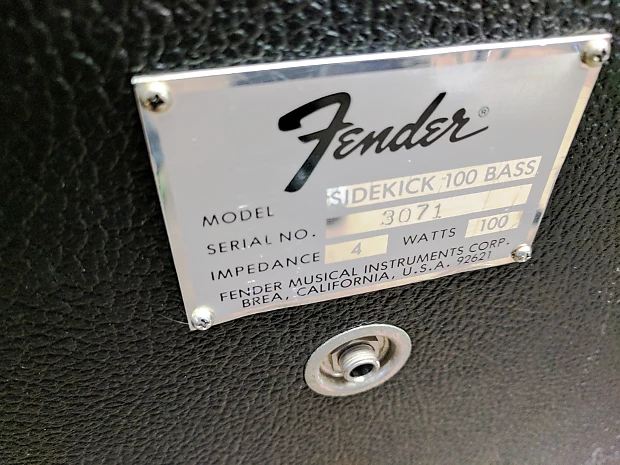 Used Fender Sidekick 100b Bass Amp Cabinet, 1x15” 100 Watts, 4 Ohm