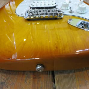 G&L Legacy USA Electric Sratocaster HSS Coil Tap w/ Hardshell Case Made In USA Near Mint Condition image 9