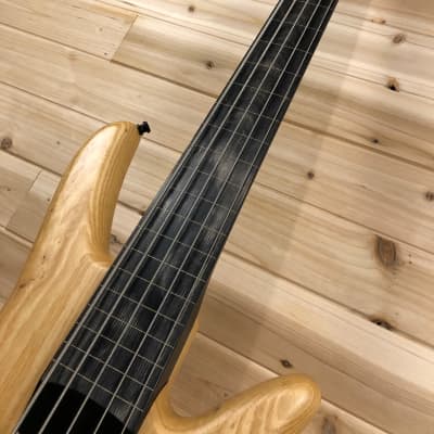 Zon Sonus USA Lined Fretless 5 string bass w Original Hard Case 2006 image 9
