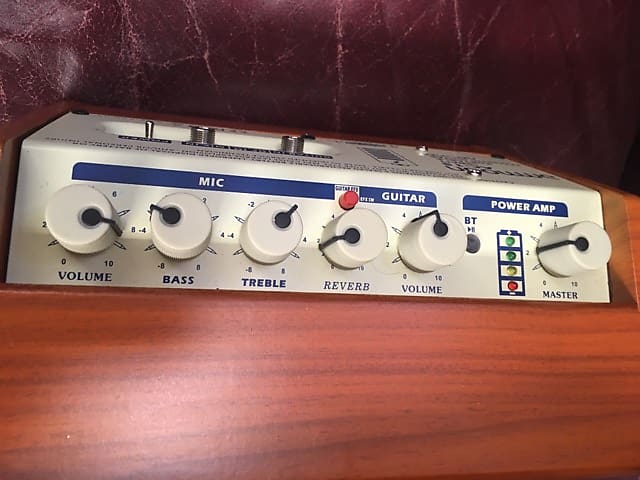 ammoon AC-15 マイクプリアンプ 中古＆ワイヤレスマイクセット充電式 Hc2745566e0b54c67a30e924e9e43b