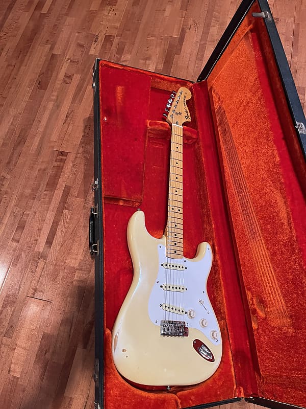 Fender Stratocaster 1976 