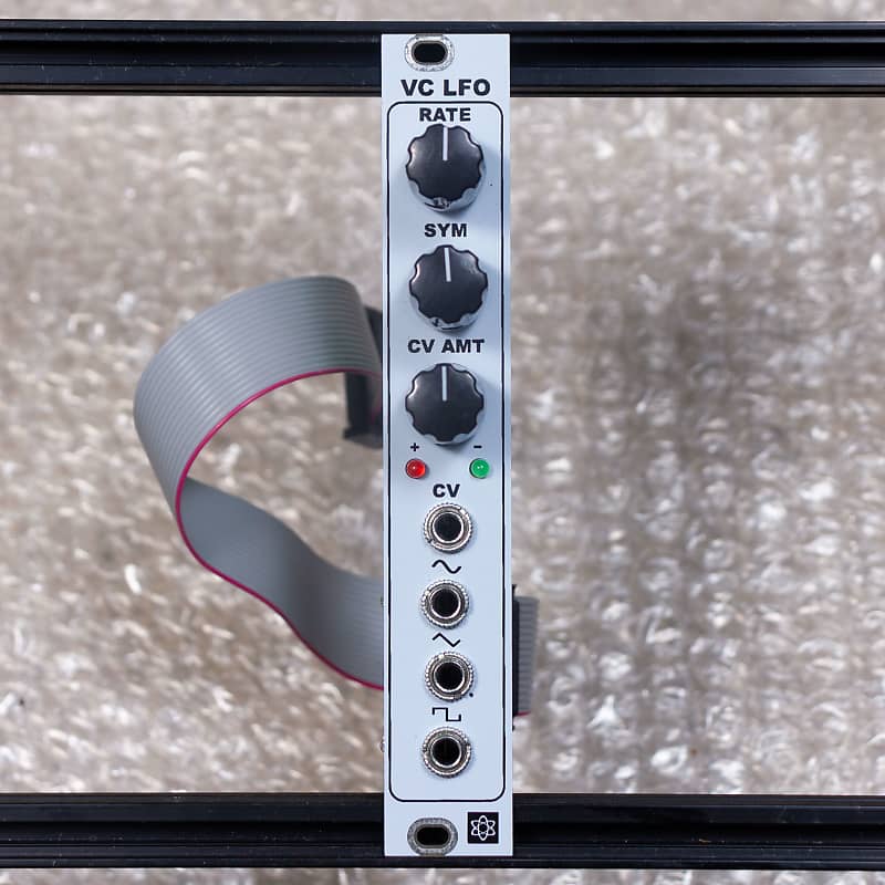 Synthrotek MST VC LFO