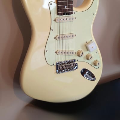 Aria Pro II XR-Series mid-80's Green Crackle | Reverb