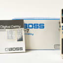 Boss DD-7 Digital Delay Guitar Effect Pedal with Box