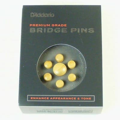 D'Addario PWPS6 Set of 7 Boxwood Bridge Pins, Plus 1 End Pin image 4
