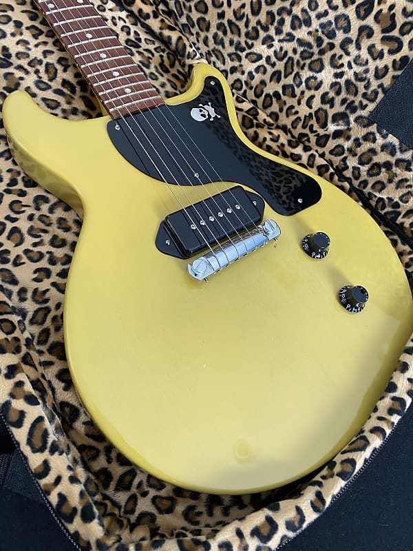 Video! 2012 Gibson Billie Joe Armstrong Les Paul Junior Doublecut