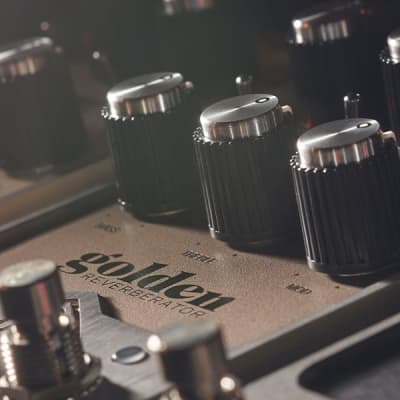 Universal Audio Golden Reverberator | Reverb Universal Audio Golden Reverberator | Reverb