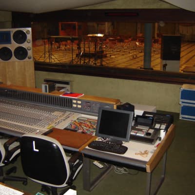Sony MXP 3000 Mixing console image 7