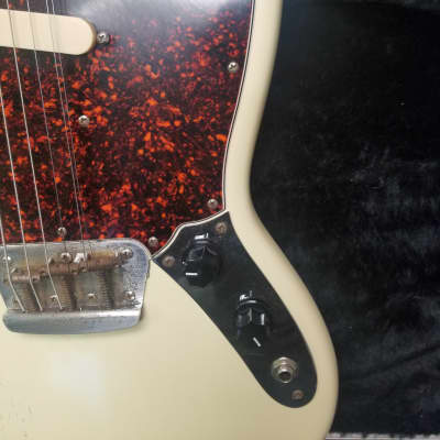 Fender Musicmaster II with Rosewood Fretboard 1964 - 1969 Olympic White image 11