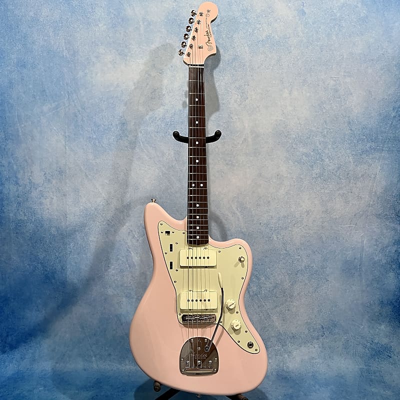 Fender Japan FSR Collection Traditional II 60s Jazzmaster Shell Pink with  Matching Headstock 2023 MIJ