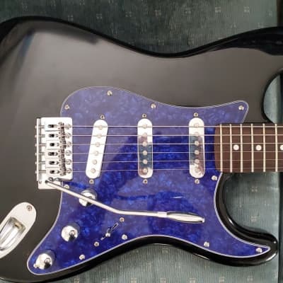 ~Cashified~ Vintage (circa 1980) Kustom Kasino Stratocaster Style Guitar for sale