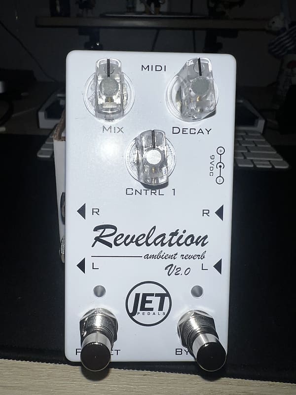 Jet Pedals Revelation Reverb v2 MIDI 2023 White Reverb