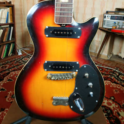 Musima Deluxe 25K GDR Rare Vintage Electric Guitar USSR DDR Les Paul image 4