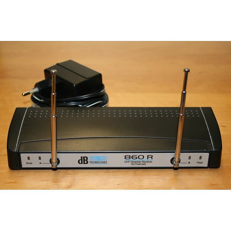 dB technologies 860R UHF 16-Kanal Diversity Receiver | Reverb