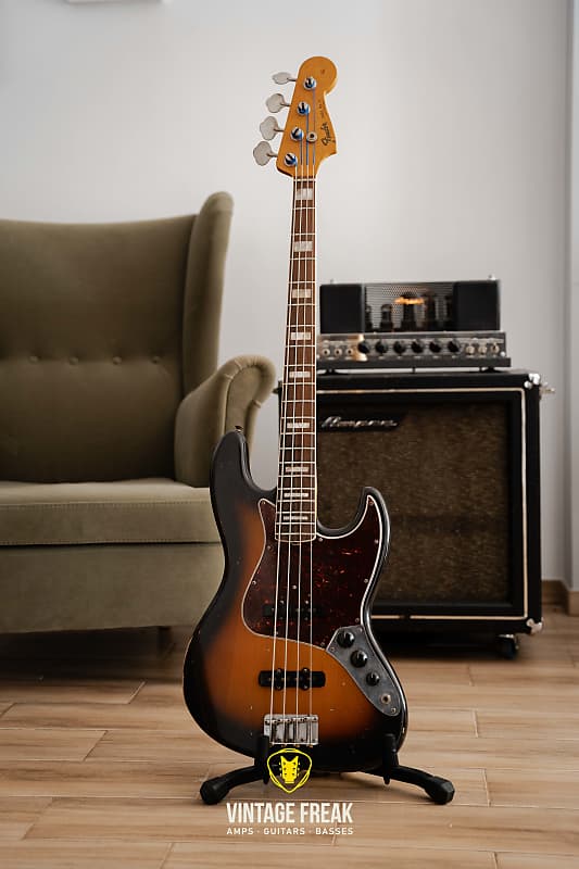 Fender jazz online bass 1968