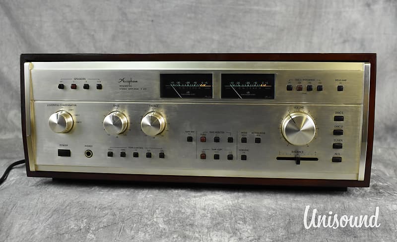 Accuphase E-303 Integrated Stereo Amplifier in Excellent Condition