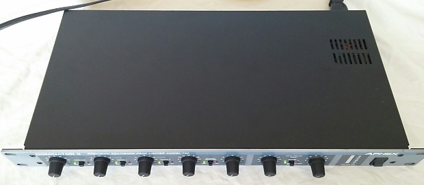 Aphex Dominator II 720 2 Channel Multiband Limiter Excellent