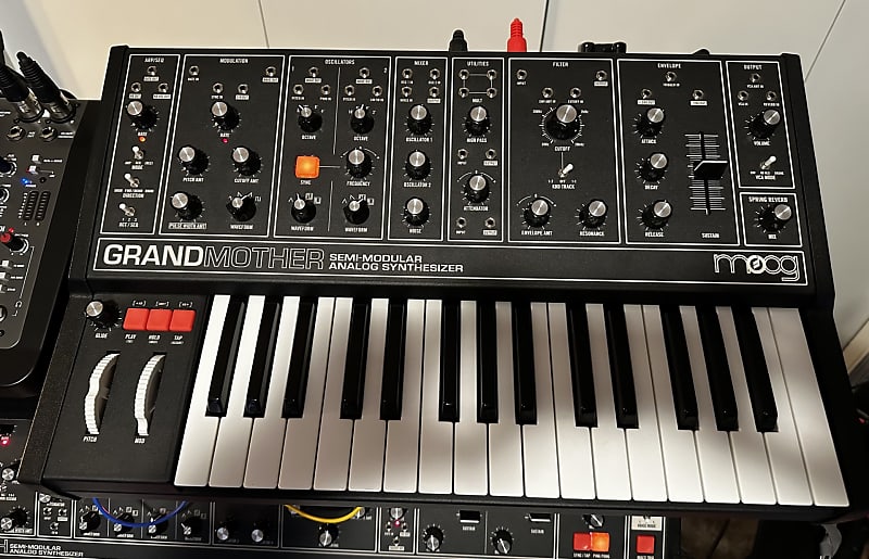 Moog Grandmother Dark 32-Key Semi-Modular Analog Synthesizer 2020