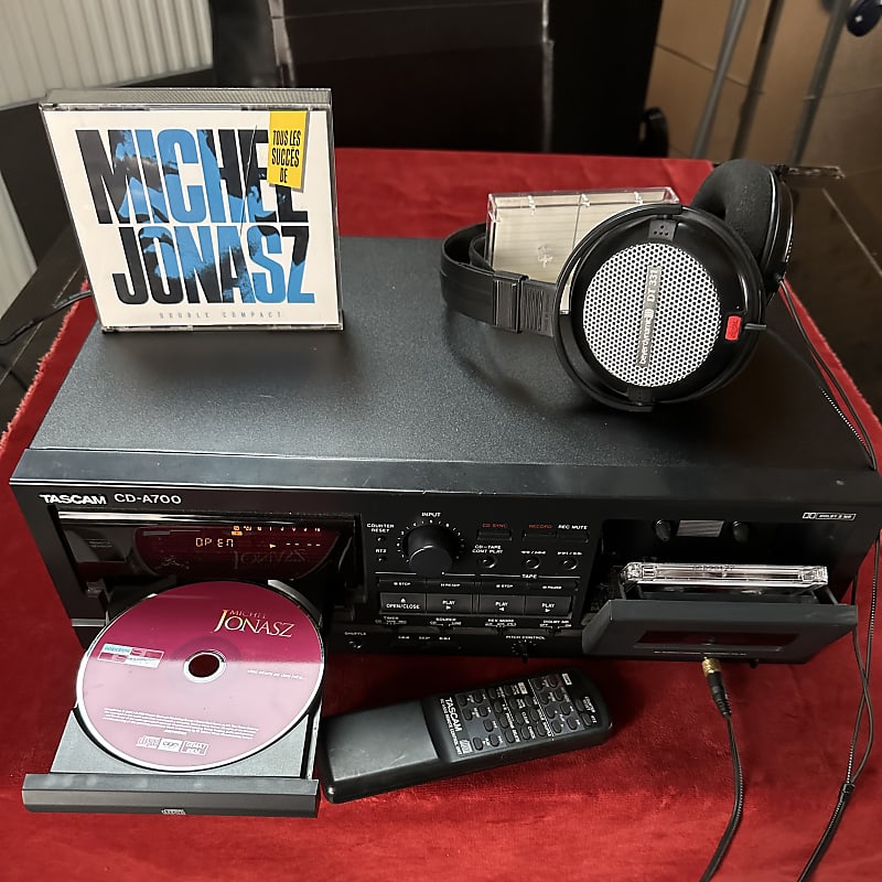 CD-A700 TASCAM CD/カセットプレーヤー TASCAM CD-A700 | Sweetwater
