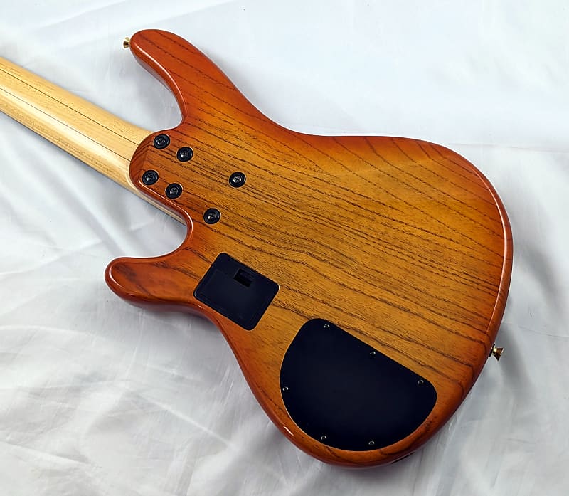 YAMAHA 5弦ベース TRB5-Ⅱ YAMAHA TRB 5 II bass guitars for sale in USA | guitar-list